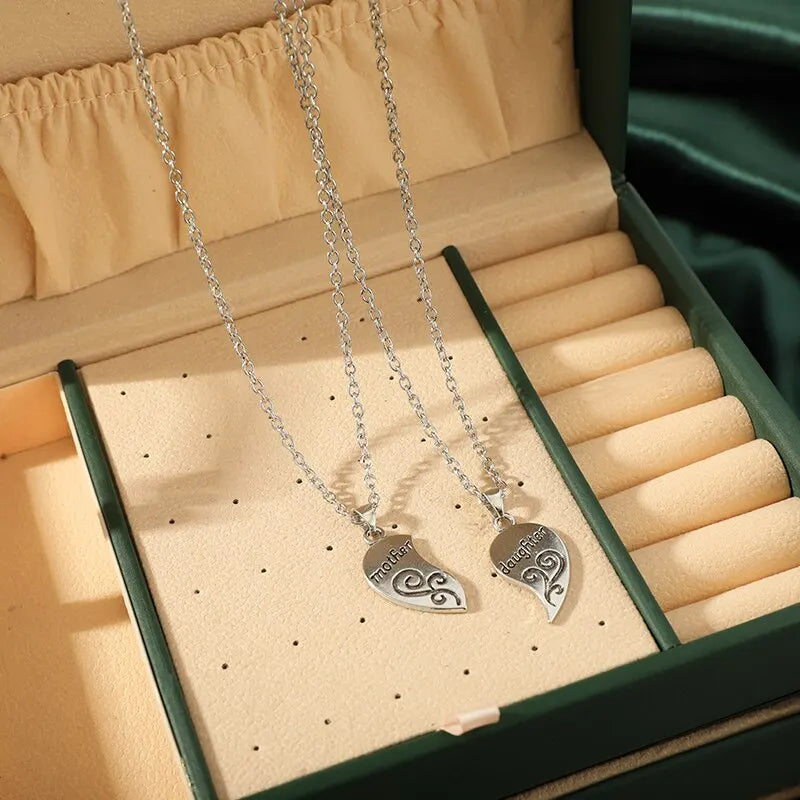 Mother Daughter Heart Pendant Necklace Set 2 Pieces Antique Silver Plated